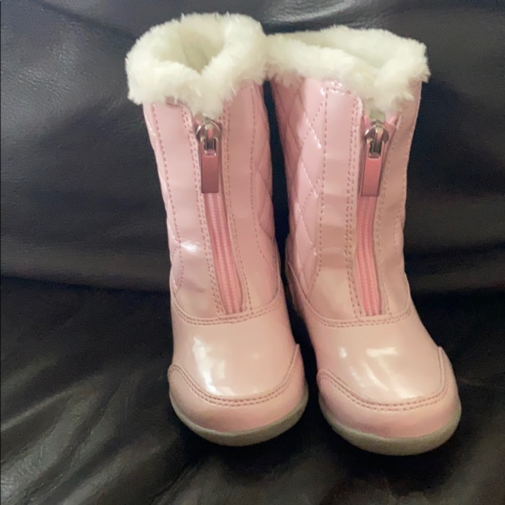 Khombu Kids Gently Worn Boots